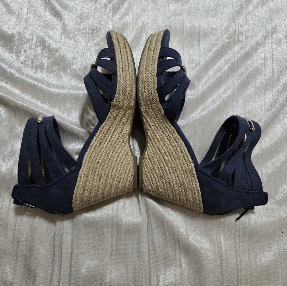 Wedges By Solesensability, Size 7 1/2 EUC